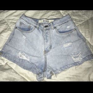brandy melville / high-waisted shorts